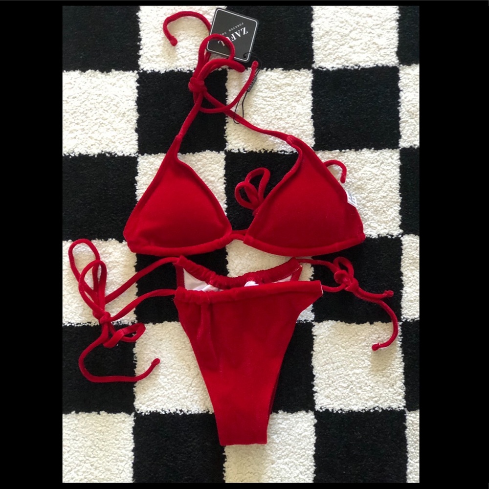 Lava red bikini